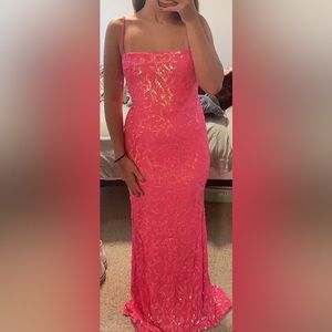 windsor hot pink prom dress. size 6